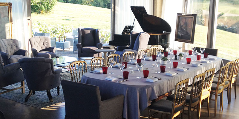 Salle de séminaire - Le Piano bar - au Château de Labro